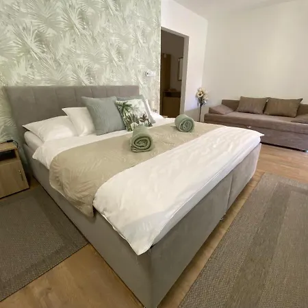 Riviera Guest house 3*