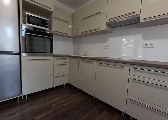 Konukevi Riviera 4*