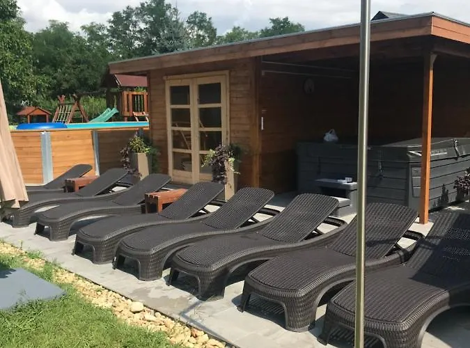 Konukevi Riviera 4*
