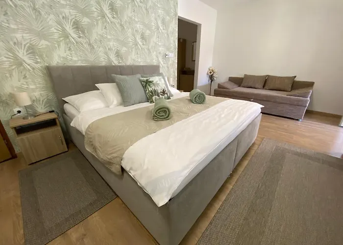 Riviera Konukevi 4*